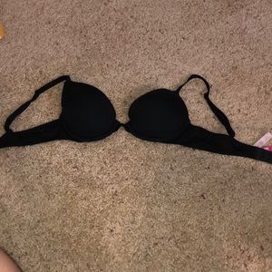 Plain black Pink bra